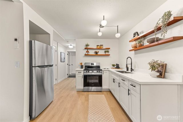 4124 178th Place SW, Lynnwood, WA 98037