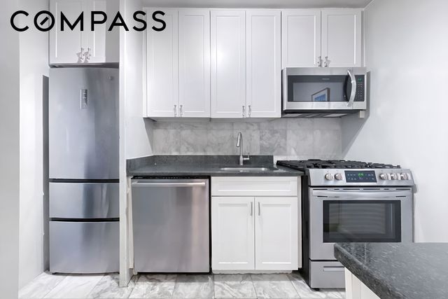 300 E 33rd St Apt 21E, New York City, NY 10016