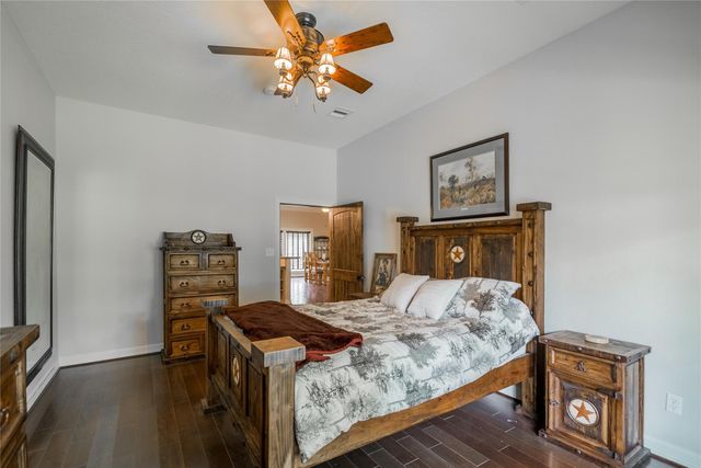 1003 Ellisor Road, New Waverly, TX 77358