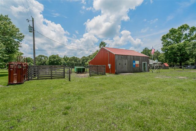 1003 Ellisor Road, New Waverly, TX 77358