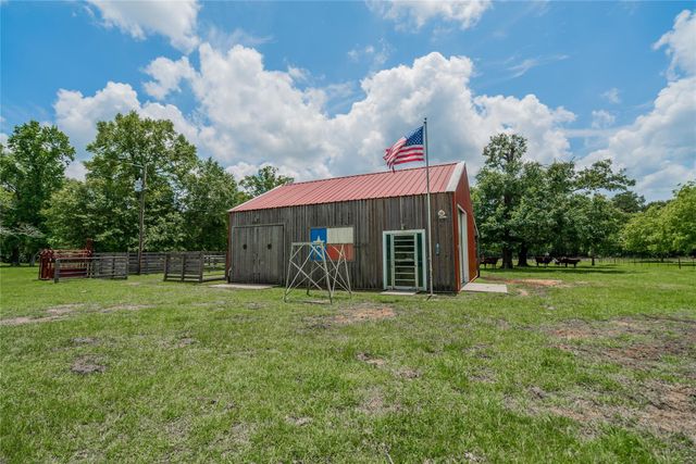 1003 Ellisor Road, New Waverly, TX 77358