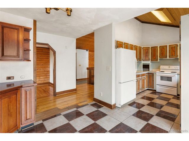 124 Cradle Lake Dr, Divide, CO 80814