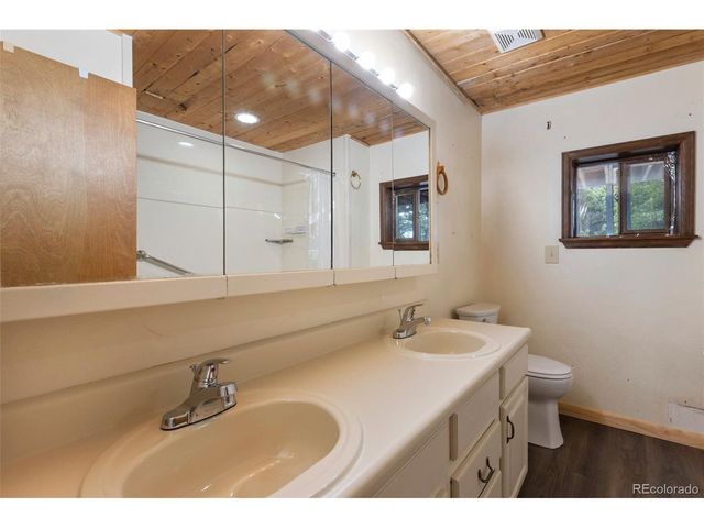 124 Cradle Lake Dr, Divide, CO 80814