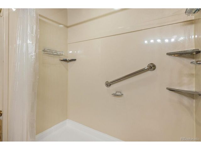 124 Cradle Lake Dr, Divide, CO 80814