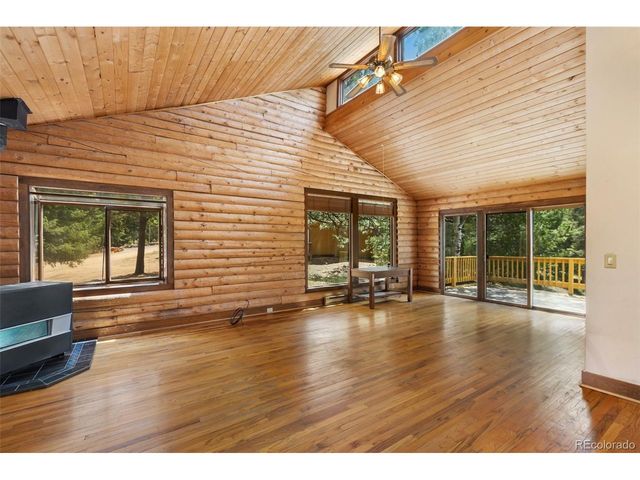 124 Cradle Lake Dr, Divide, CO 80814