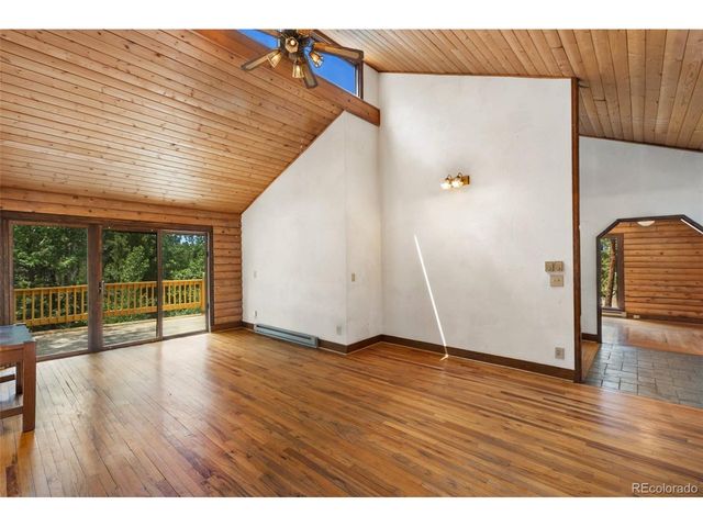 124 Cradle Lake Dr, Divide, CO 80814