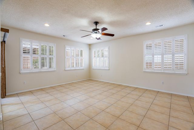 921 Purple Aster Drive, Bernalillo, NM 87004