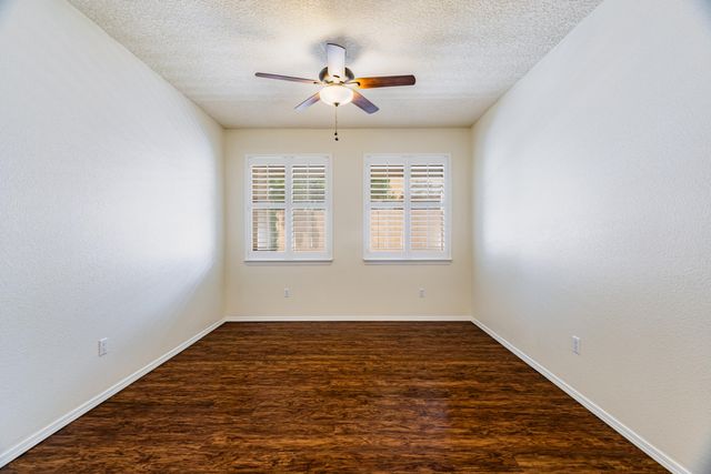 921 Purple Aster Drive, Bernalillo, NM 87004