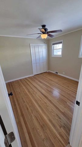 2608 W 97th Street, Evergreen Park, IL 60805