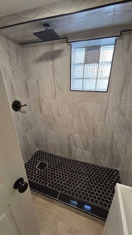 2608 W 97th Street, Evergreen Park, IL 60805