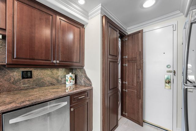 250 S OCEAN Boulevard 8F, Boca Raton, FL 33432