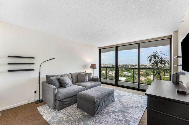 250 S OCEAN Boulevard 8F, Boca Raton, FL 33432