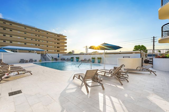 250 S OCEAN Boulevard 8F, Boca Raton, FL 33432