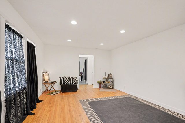 434 Bruce Avenue, Niles Twp, MI 49120