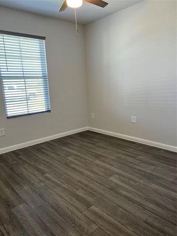 1266 Road 5720, Cleveland, TX 77327