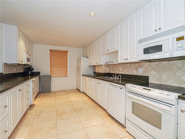 4600 Highway A1A None 401, Vero Beach, FL 32963