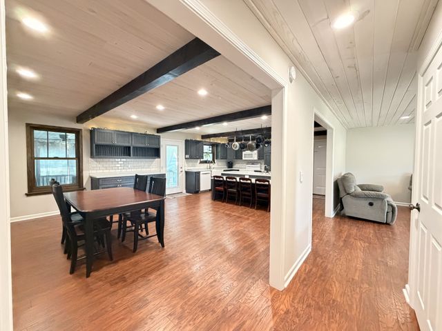 218 Autumn Glen Dr, Murfreesboro, TN 37129