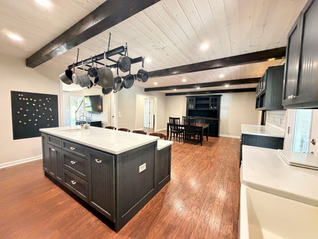 218 Autumn Glen Dr, Murfreesboro, TN 37129