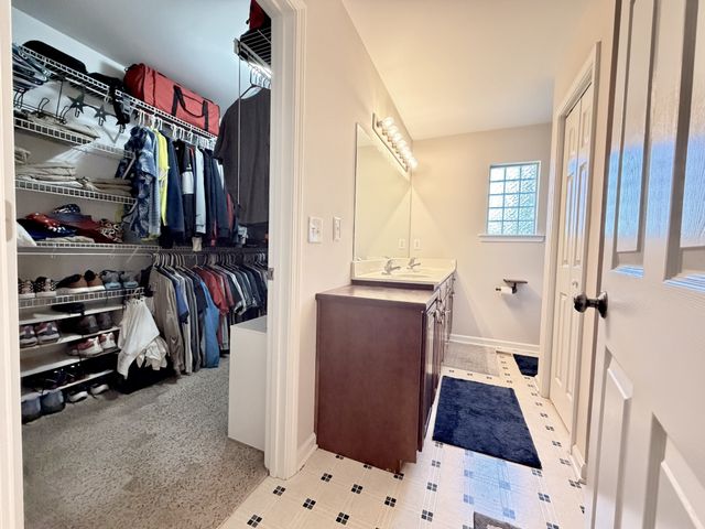 218 Autumn Glen Dr, Murfreesboro, TN 37129
