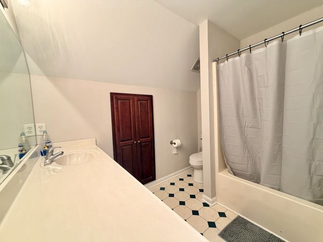 218 Autumn Glen Dr, Murfreesboro, TN 37129