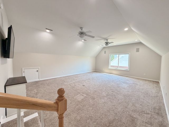 218 Autumn Glen Dr, Murfreesboro, TN 37129