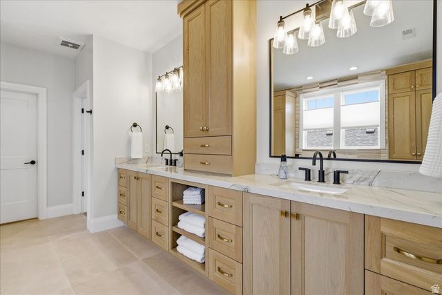 11412 S BINGHAM RIM RD, South Jordan, UT 84009