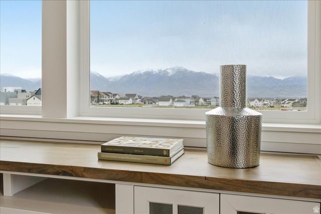 11412 S BINGHAM RIM RD, South Jordan, UT 84009