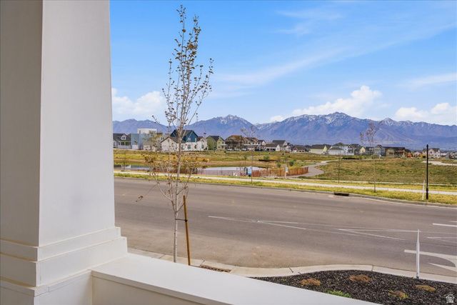 11412 S BINGHAM RIM RD, South Jordan, UT 84009