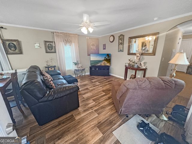 206 Elcona Drive, Fayetteville, GA 30214