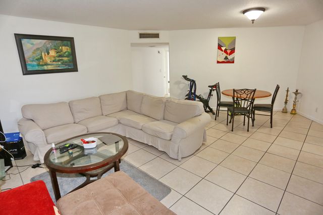 600 Pine Drive 209, Pompano Beach, FL 33060