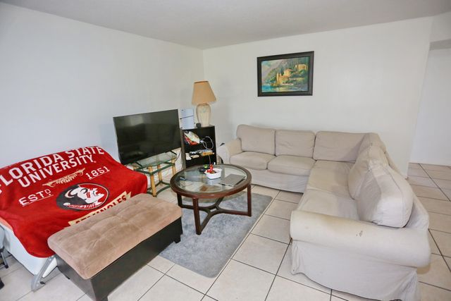 600 Pine Drive 209, Pompano Beach, FL 33060