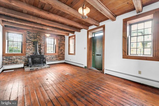 414 E MAIN, Annville, PA 17003