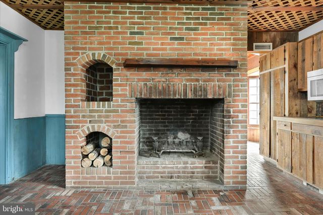 414 E MAIN, Annville, PA 17003