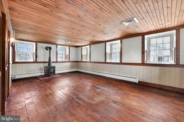 414 E MAIN, Annville, PA 17003