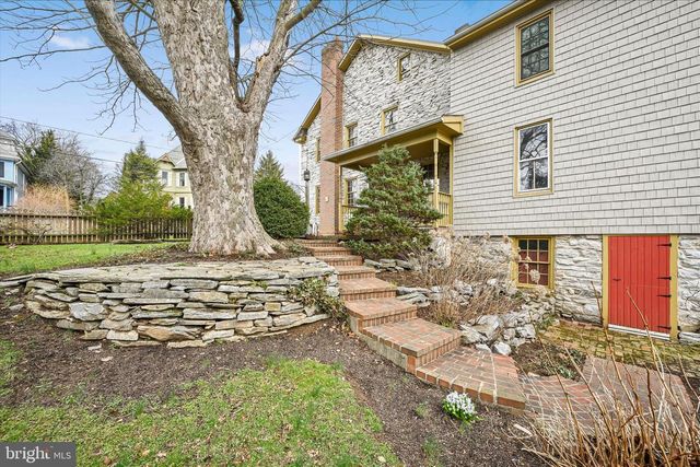 414 E MAIN, Annville, PA 17003