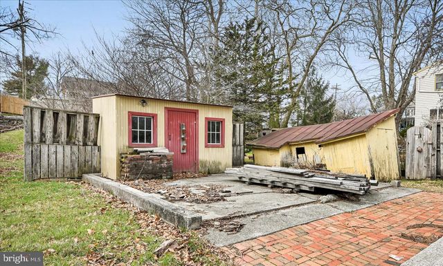 414 E MAIN, Annville, PA 17003