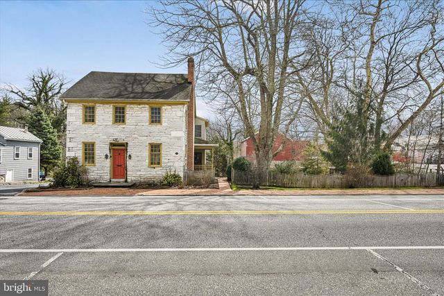 414 E MAIN, Annville, PA 17003