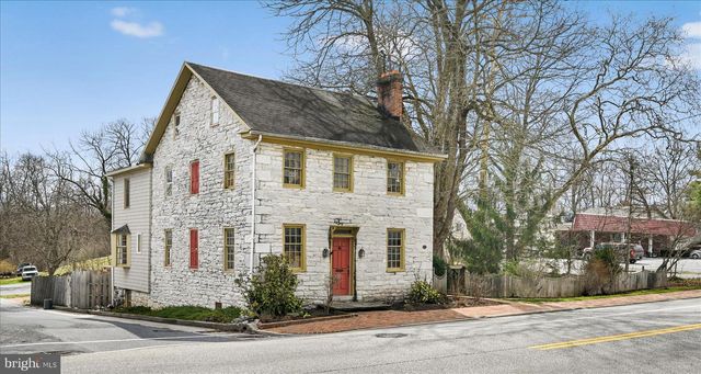 414 E MAIN, Annville, PA 17003