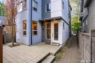 426 26th Avenue S #A, Seattle, WA 98144
