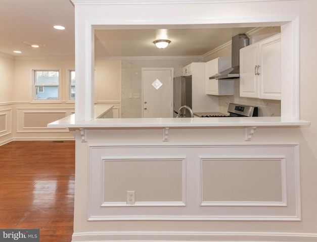 7917 GRANT DR, Glenarden, MD 20706