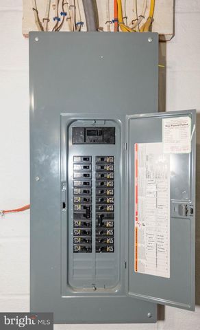 7917 GRANT DR, Glenarden, MD 20706