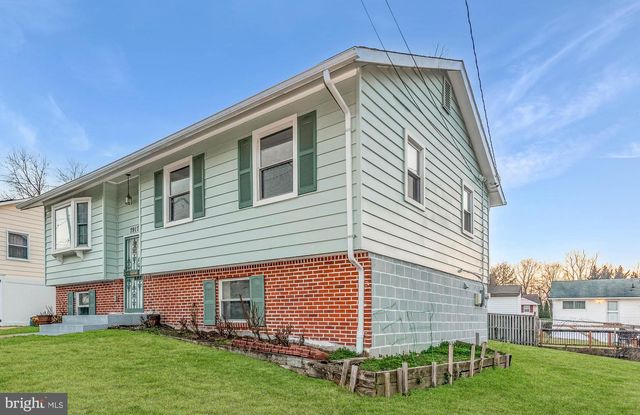 7917 GRANT DR, Glenarden, MD 20706
