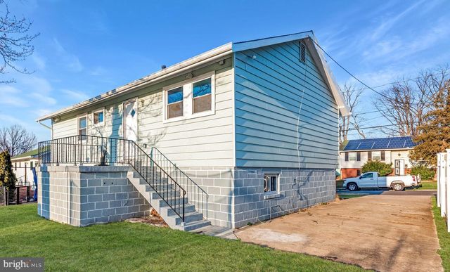 7917 GRANT DR, Glenarden, MD 20706