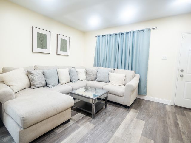 1115 S 3rd Avenue, Maywood, IL 60153