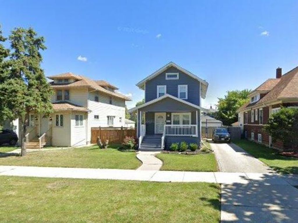 1115 S 3rd Avenue, Maywood, IL 60153