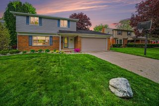 464 Springbrook Crescent, Saline City, MI 48176