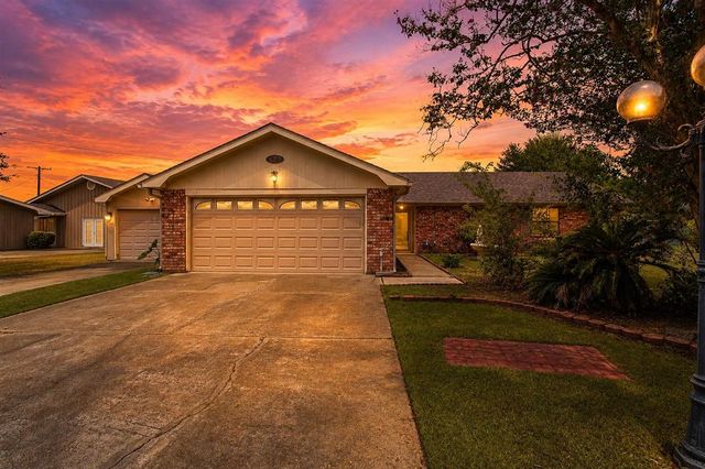 153 Beauregard Avenue, Sulphur, LA 70663