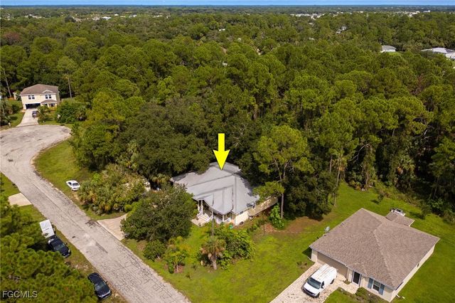 8004 Vega CT, Labelle, FL 33935