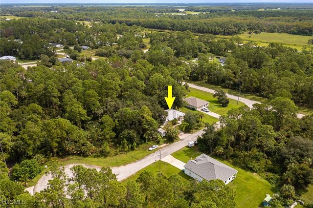 8004 Vega CT, Labelle, FL 33935