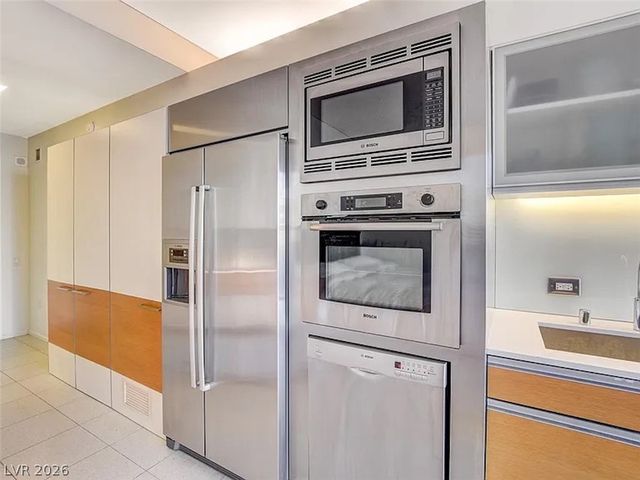 3722 Las Vegas Boulevard 303, Las Vegas, NV 89158